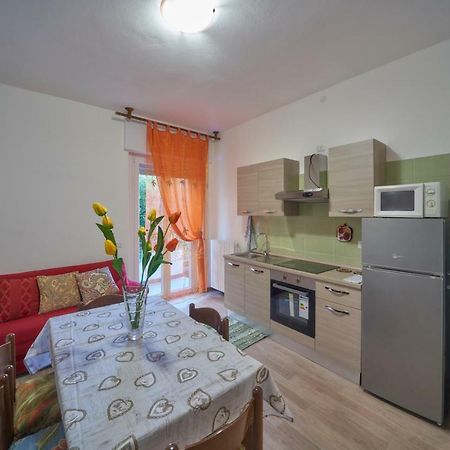 Апартаменти Casa Della Nonna Аббадія-Ларіана Екстер'єр фото